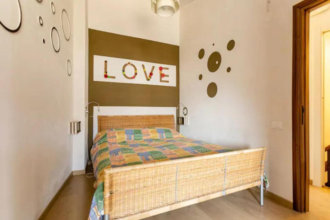 Stanza Con Terrazzo Vista Lago - Lakeholiday Castel di Tora Eksteriør bilde